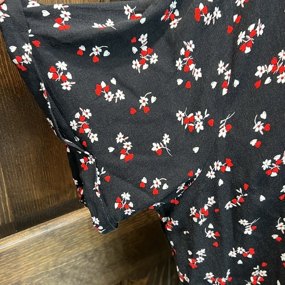 NWT Romper - Picture 3 of 5